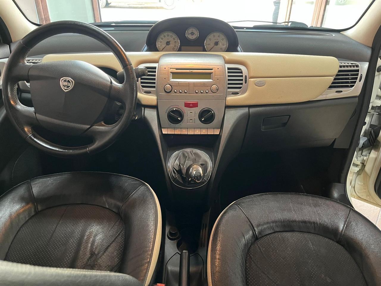 Lancia Ypsilon 1.3 MJT 75 CV Elle