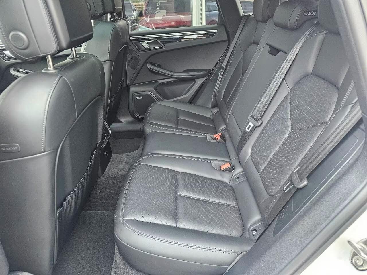 PORSCHE*MACAN*265CV*TETTO*ACC*LED*360°*BOSE*MEMORY-COMFORT*DAB+*21"*