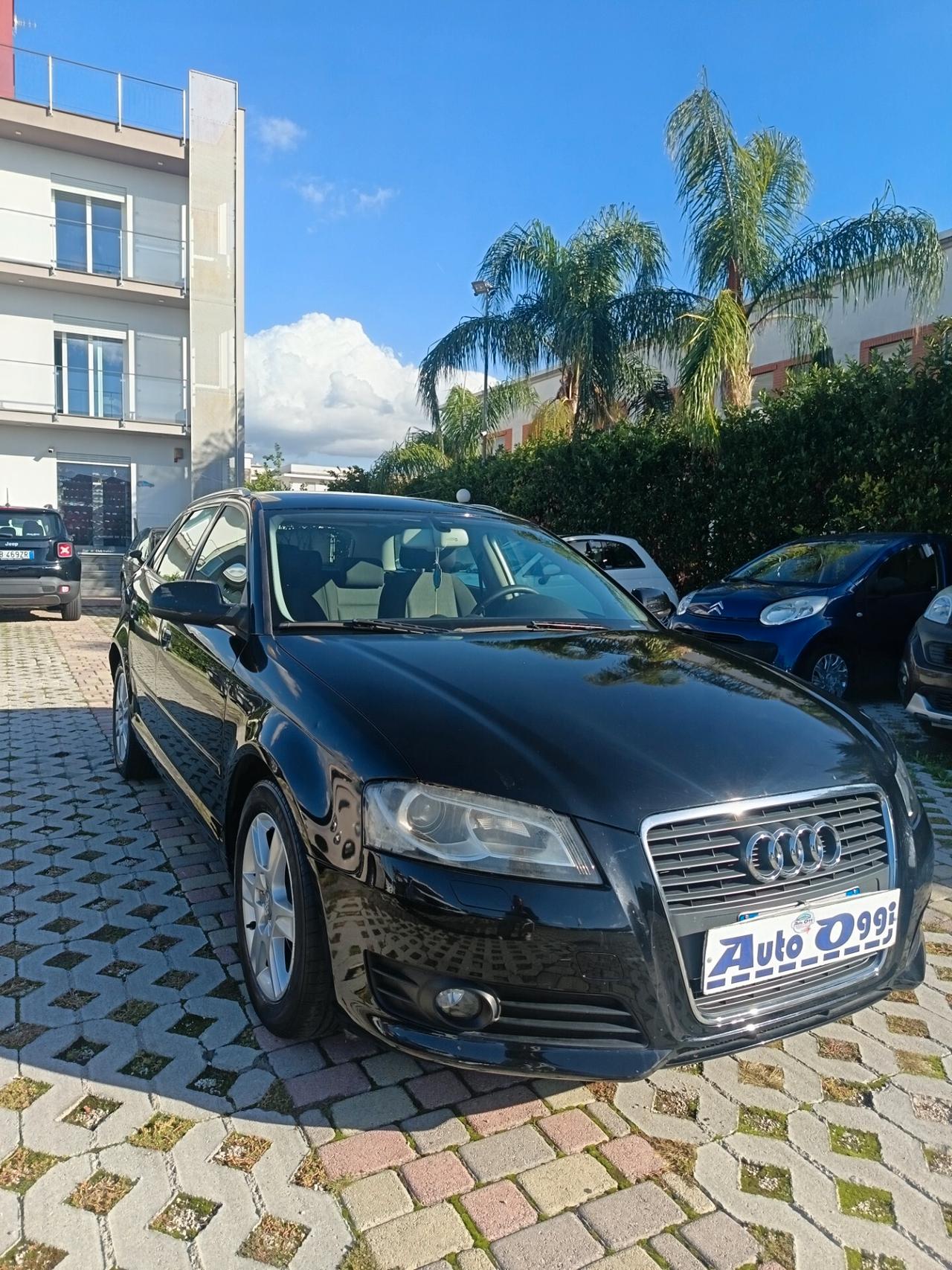 Audi A3 1.6 TDI 90 CV CR Attraction MOTORE REVISIONATO A KM 250.000