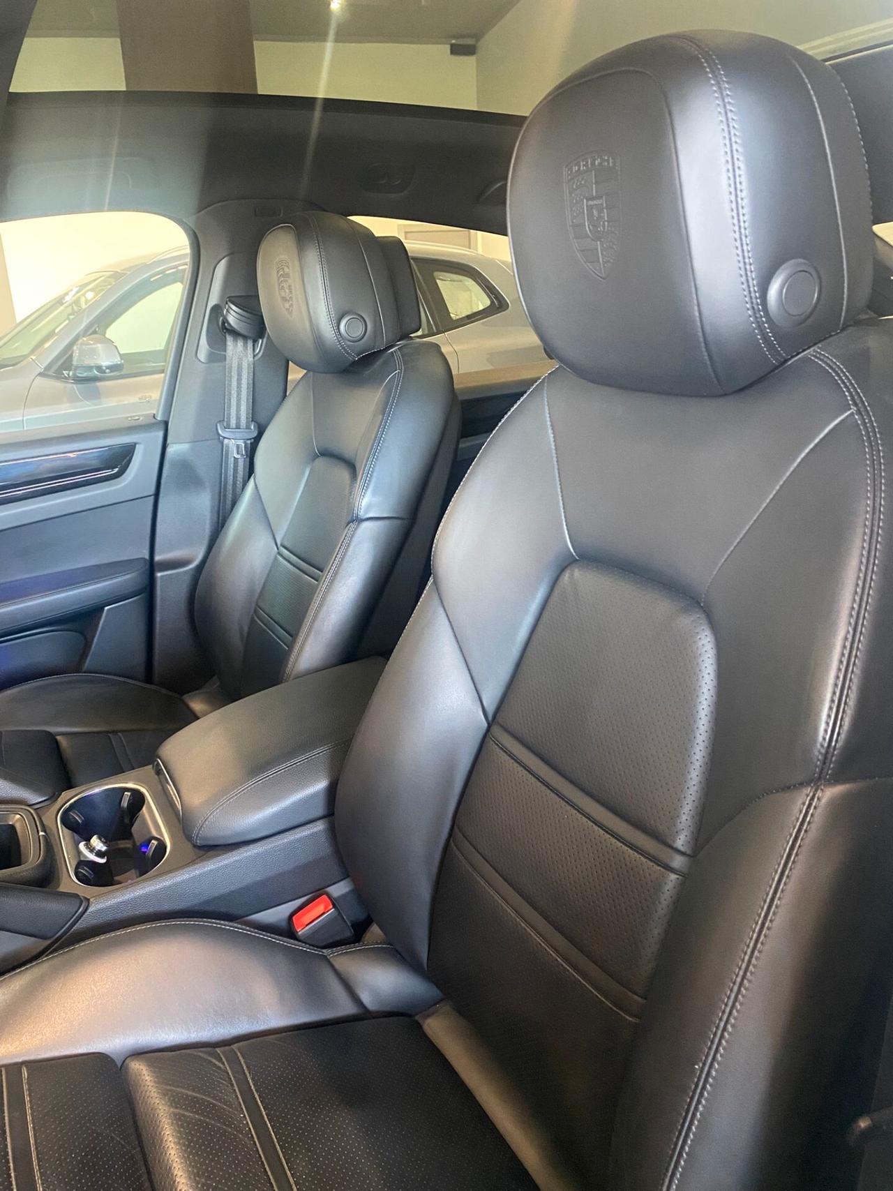 Porsche Cayenne Coupé 3.0 V6