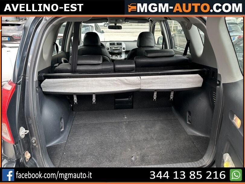 Toyota RAV 4 RAV4 Crossover 2.2 D-4D 177 CV Luxury