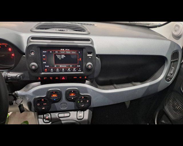 FIAT New Panda 1.0 firefly hybrid Cross s&s 70cv 5p.ti