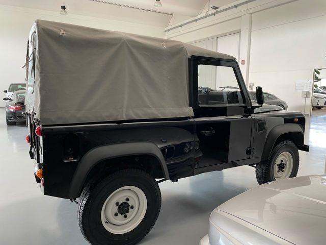 LAND ROVER Defender 90 2.4 TD4 Soft top E