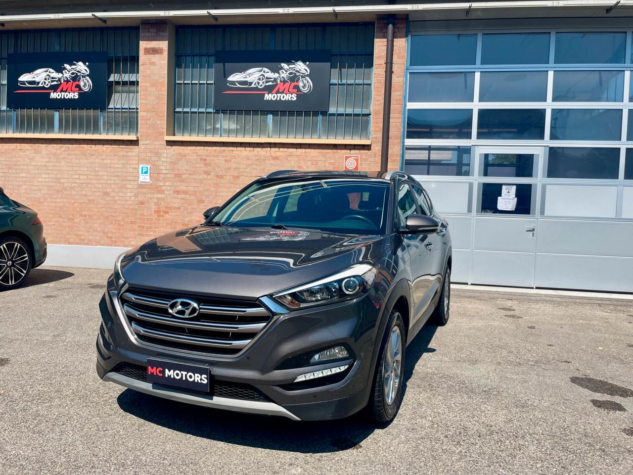 Hyundai Tucson 1.7 CRDi 115CV Top di Gamma-Tagliandi Certificati Hyundai- Unico Proprietario