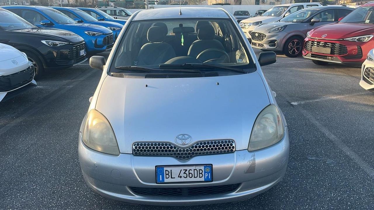 Toyota Yaris 1.0i 16V cat 5 porte