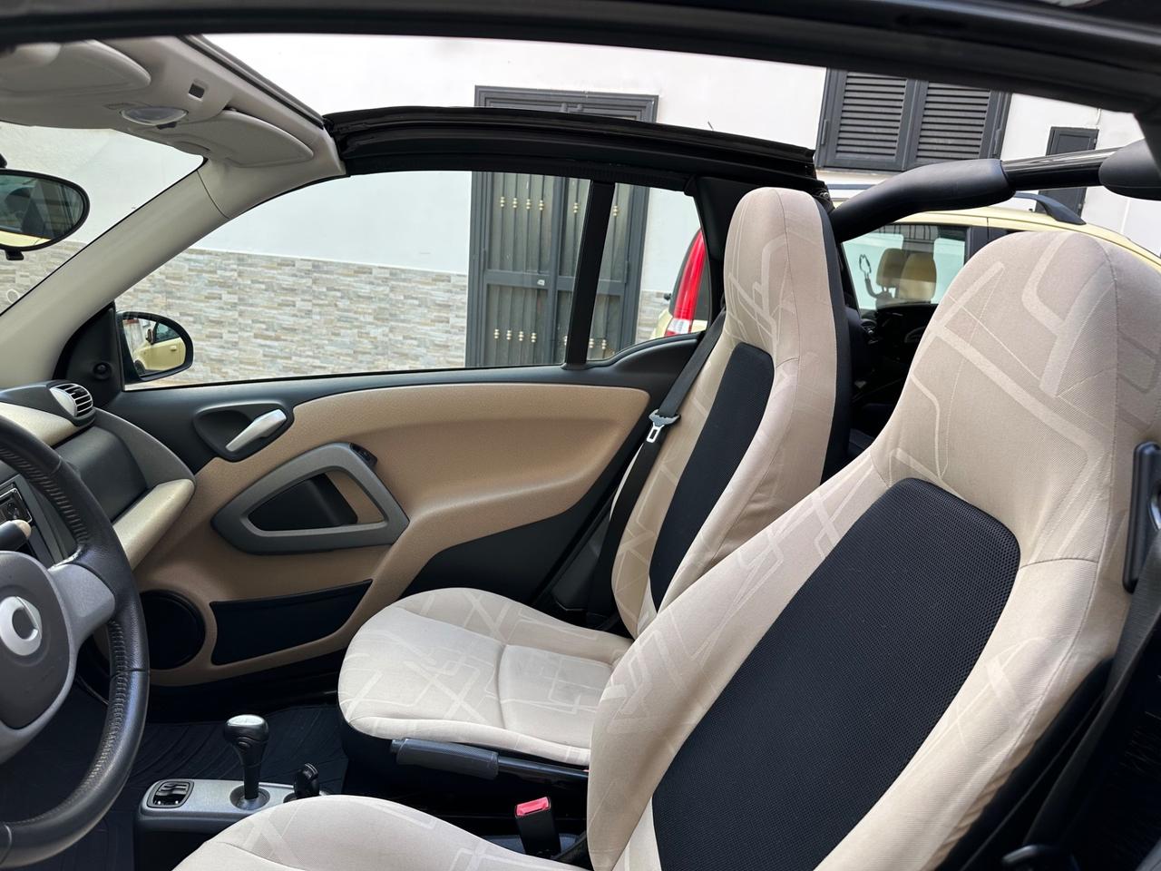 Smart ForTwo 1000 52 kW MHD cabrio pure