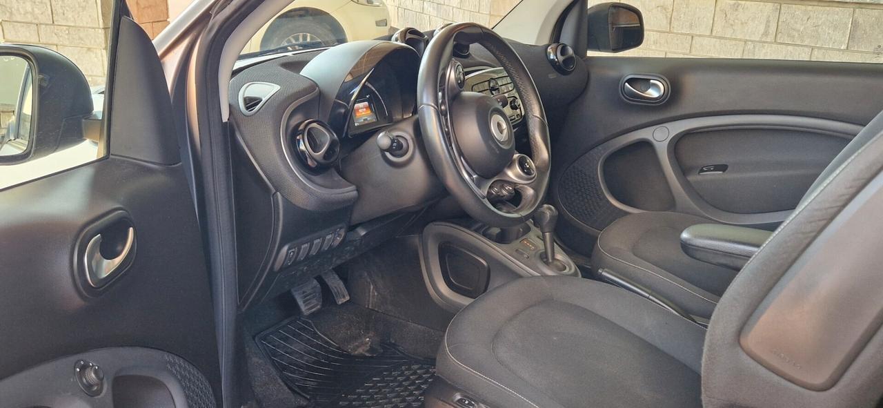 Smart ForTwo 90 0.9 Turbo twinamic Passion cerchi da 17" tagliandi