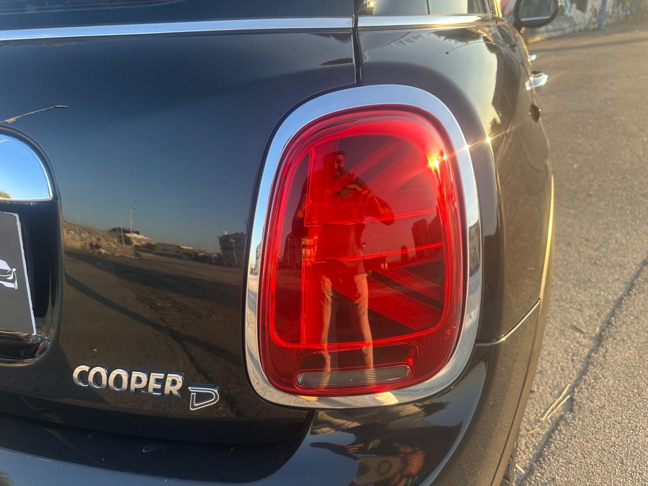 MINI 5 PORTE 1.5 116CV AUTOM/NAVI/PELLE/LED