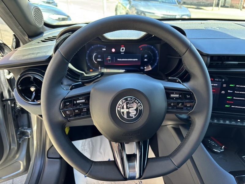 Alfa Romeo Junior 1.2 ibrida 145 cv edct6 FULL LED-APP CONNECT-17"