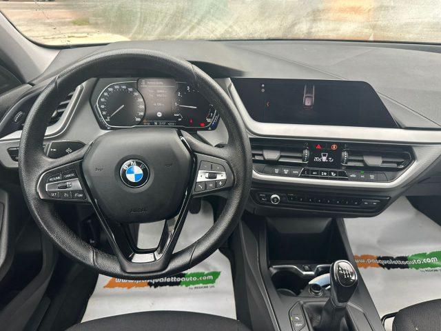 BMW 118 i 5p. Business Advantage