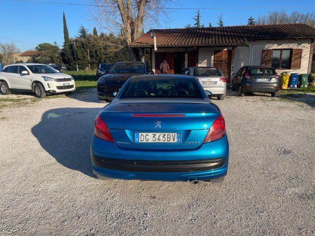 PEUGEOT 207 1.6 HDi 110CV CC Féline