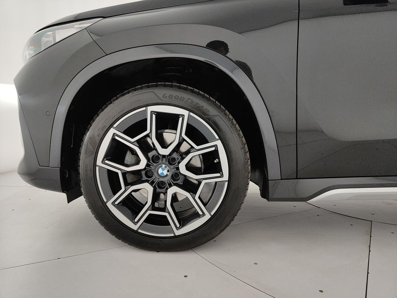 BMW X1 U11 - X1 sdrive18d X-Line auto