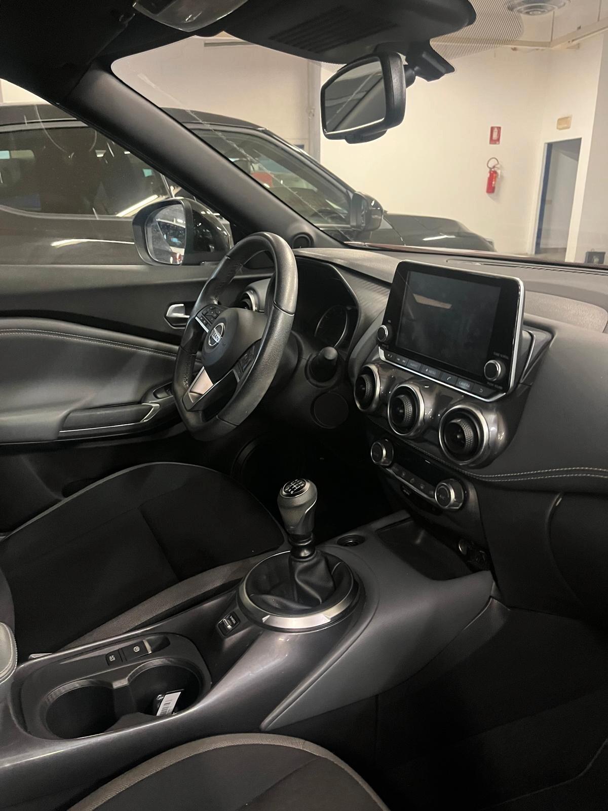 Nissan Juke 1.0 DIG-T 114 CV N-Connecta