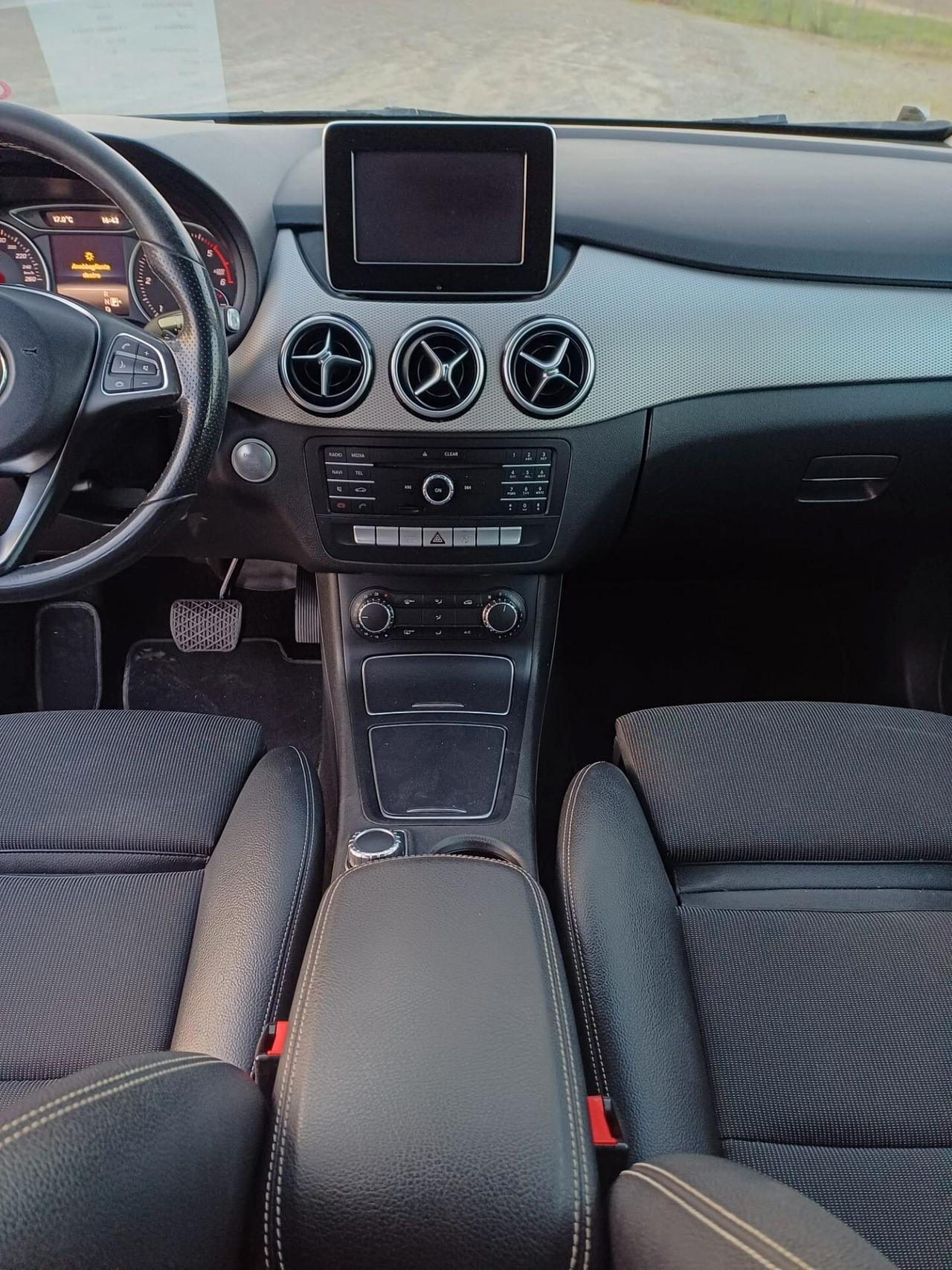 Mercedes-benz B 180 160 d Automatic Premium