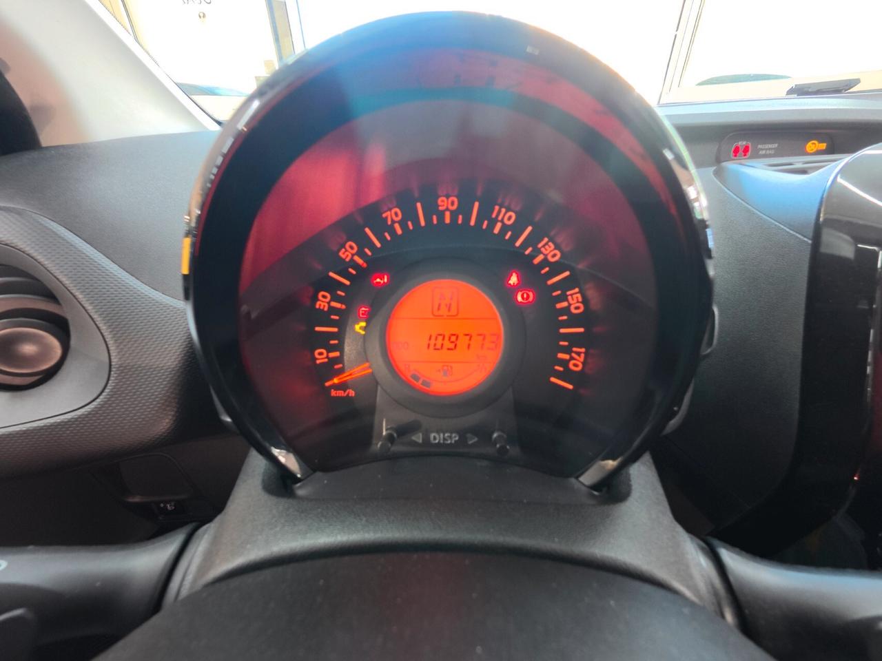 Citroen C1 VTi 72 Feel - ETG 5 porte AUTOMATICA