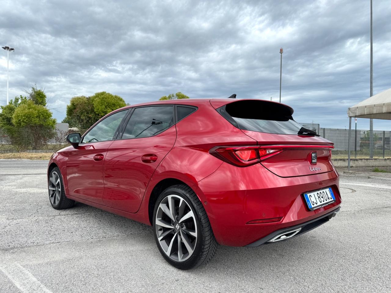 SEAT LEON 1.5 Tgi FR Metano - Led Navi 18