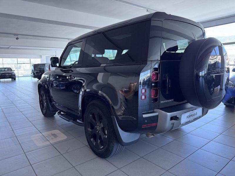 Land Rover Defender 3.0D I6 200 90 X-Dynamic SE AWD auto.