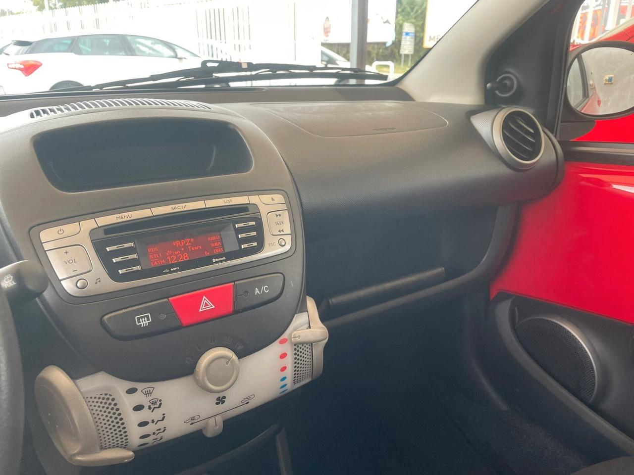 Toyota Aygo 1.0 12V VVT-i 5 porte Tobasco MMT automatica