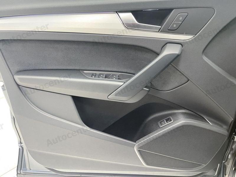 Audi Q5 Sportback 40 tdi Black Line quattro 204cv s-tronic