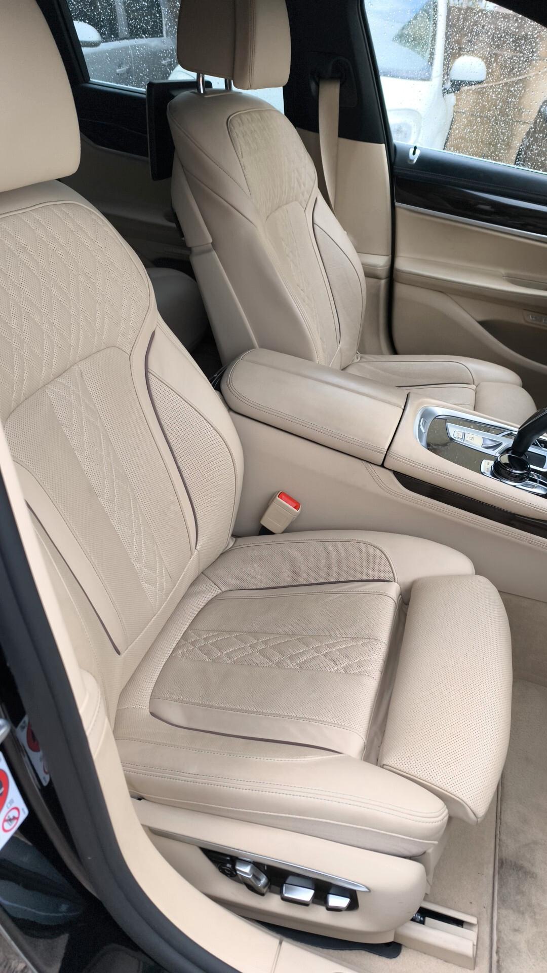 Bmw 750 750i xDrive Eccelsa iper full pochi km