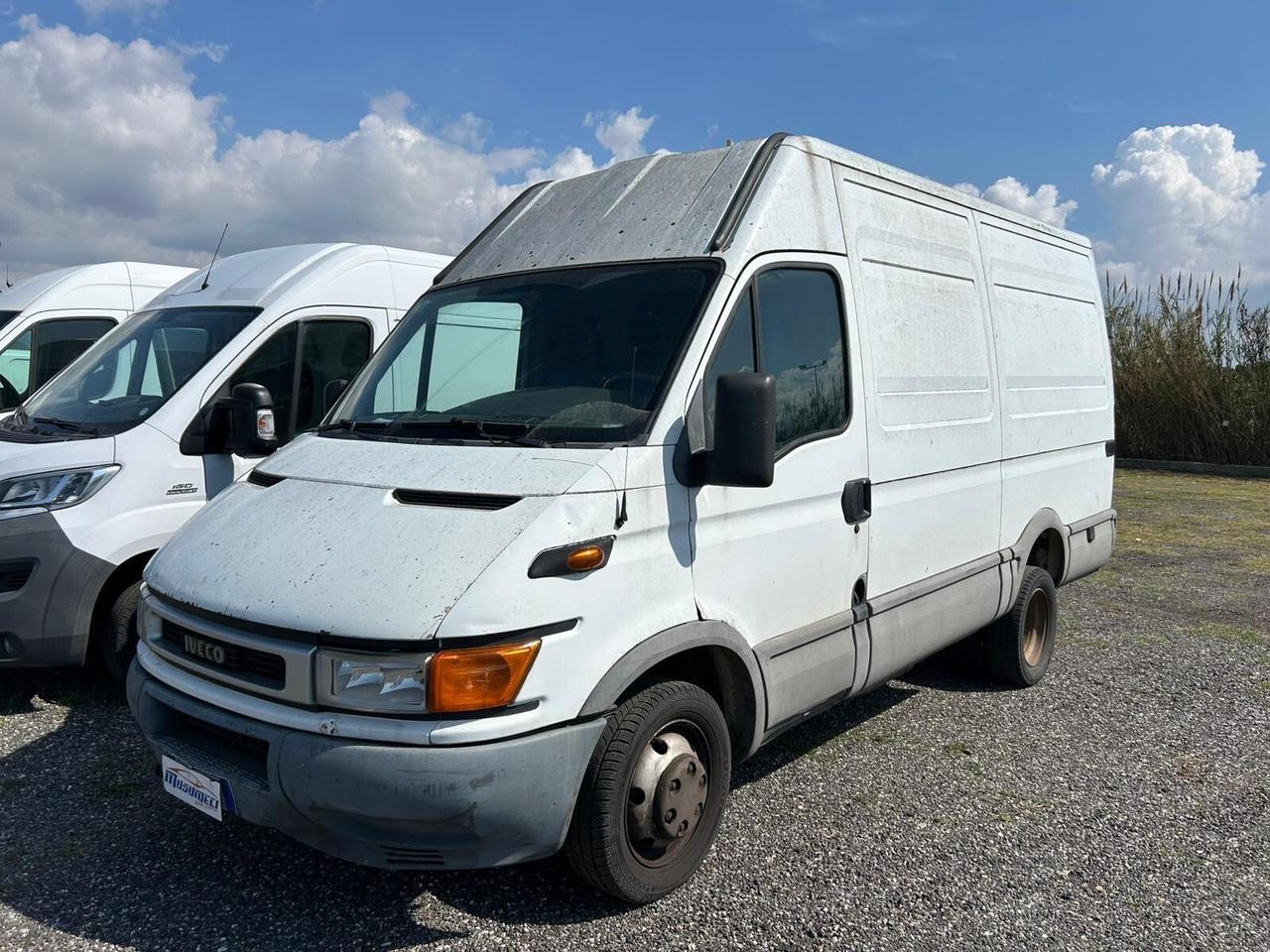 Iveco Daily 35S14VP 2.3 Hpi TDI PL-TA Furg.