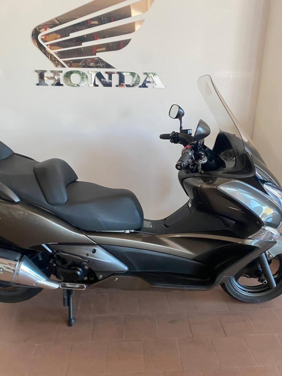 Honda SW-T600 abs