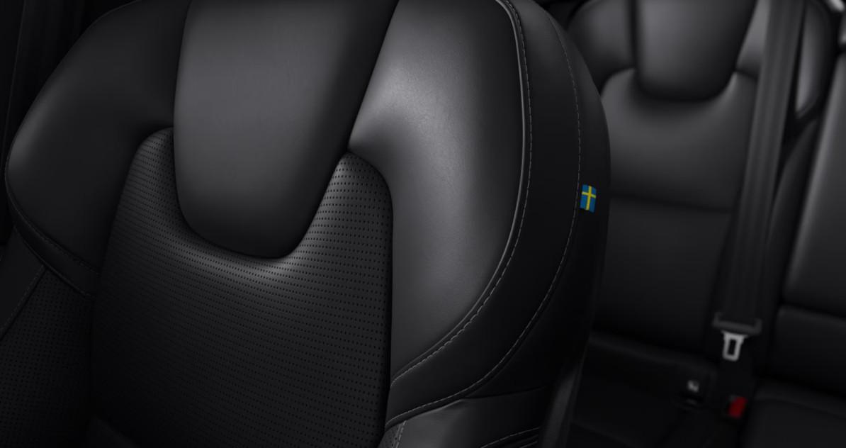 VOLVO Xc60 T6 Plug-In Hybrid Awd Automatico Ultra Black Ed.