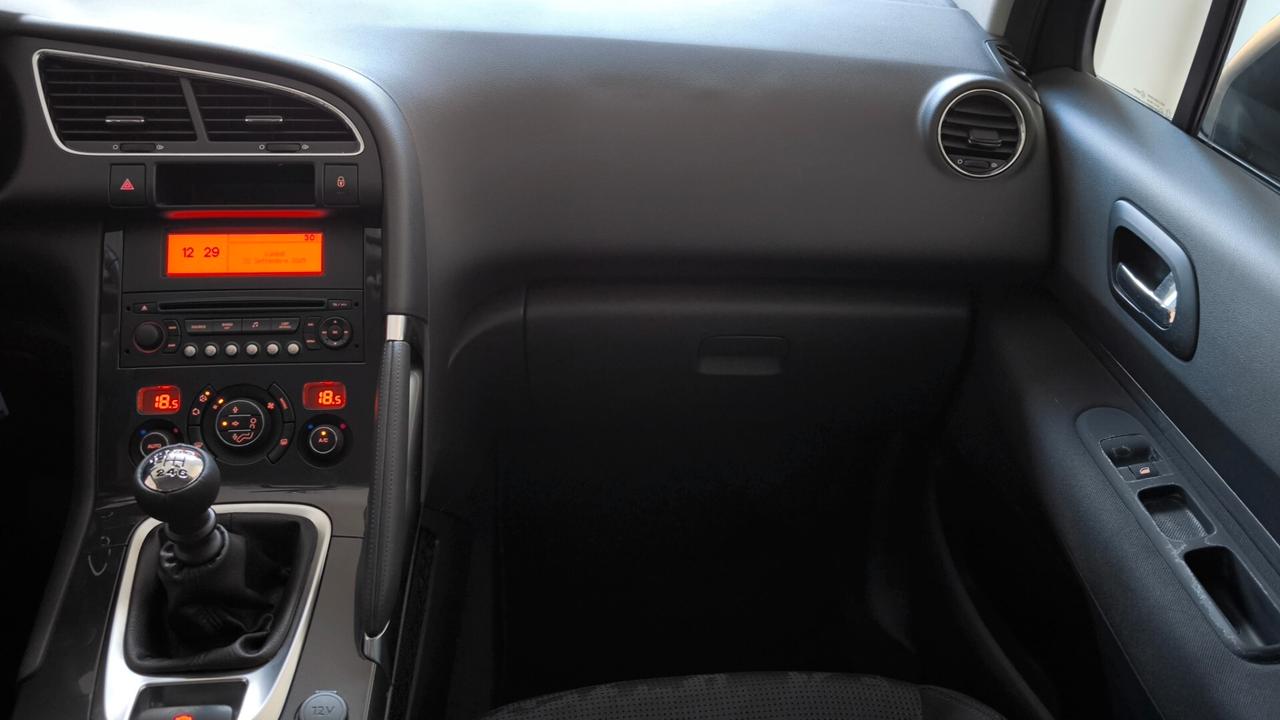 Peugeot 3008 1.6 HDi 110CV Premium