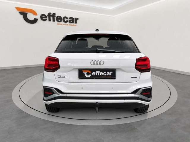Audi Q2 35 TDI quattro S tronic Identity Black