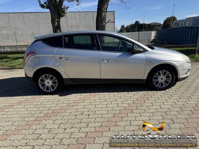 LANCIA Delta 1.6 MJT DPF Silver