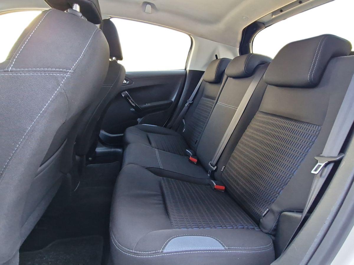 PEUGEOT 208 1.4 B/GPL ALLURE