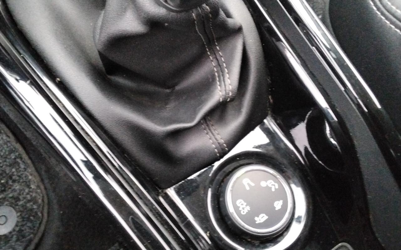 Peugeot 2008 BlueHDi 100 Allure