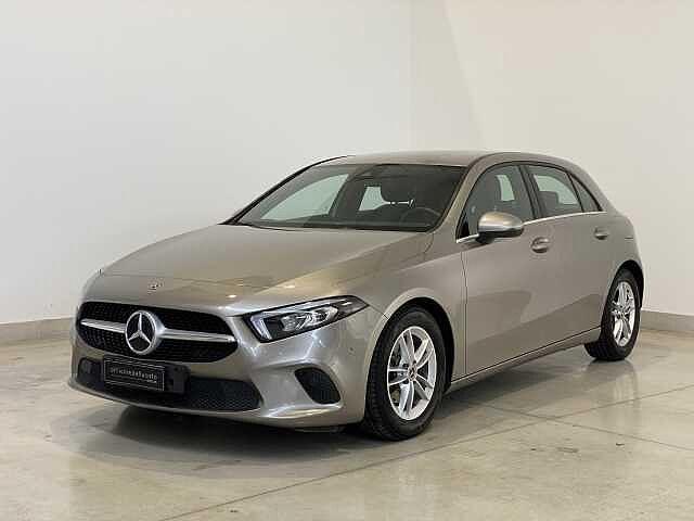 Mercedes-Benz A 180 A 180 d Automatic Sport