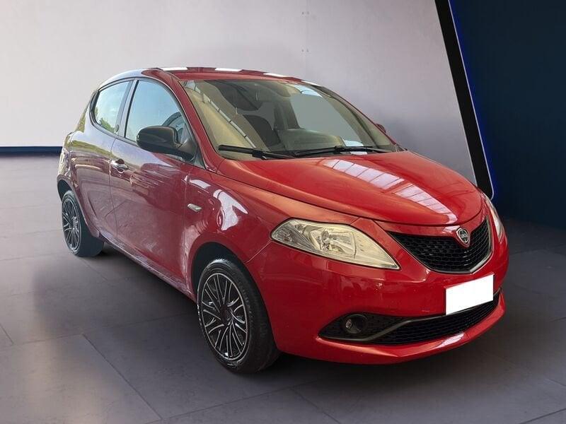 Lancia Ypsilon III 2015 1.0 hybrid Gold s&s 70cv