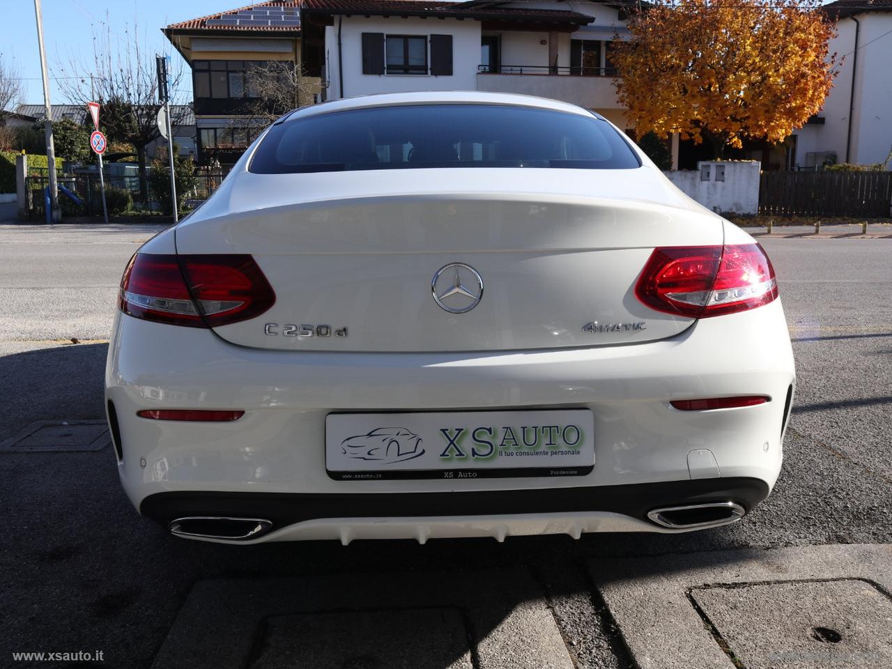 MERCEDES-BENZ C 250 d 4Matic Auto Coupé Premium Plus