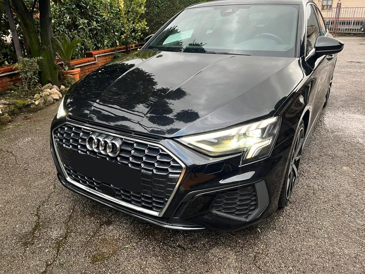 Audi A3 SPB 30 g-tron S tronic line edition FULL PELLE