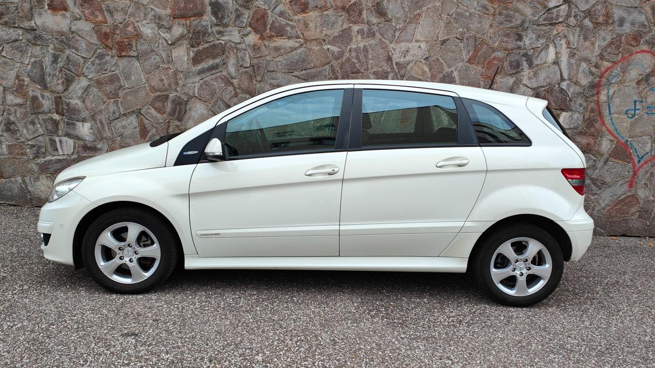 Mercedes B 180 Executive - ok neopatentati
