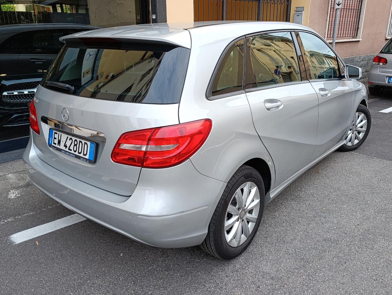 Mercedes-benz B 180 Executive Euro 6 Navi/Bluetooth/Led/Sensori