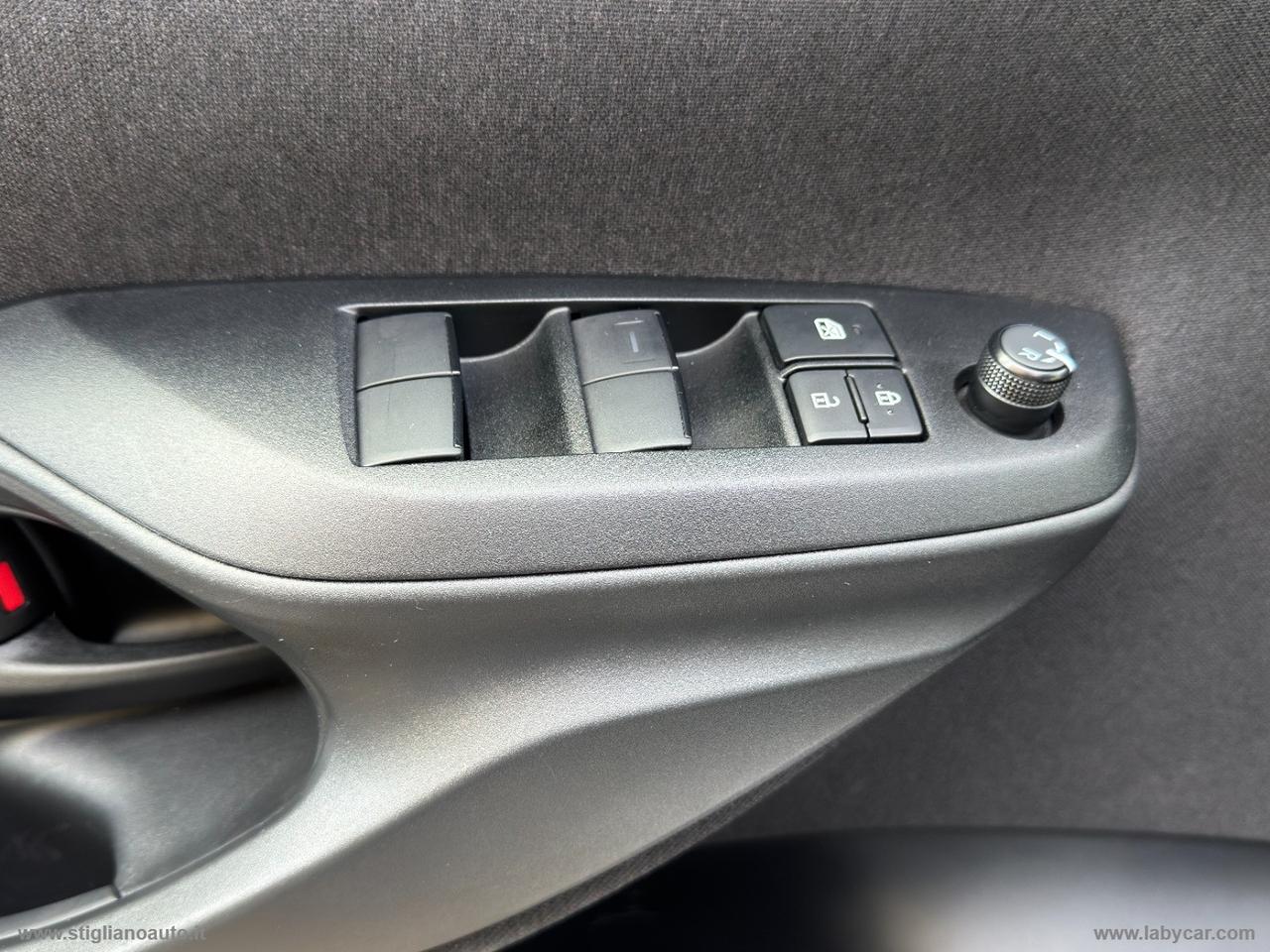 TOYOTA Yaris 1.5 Hybrid 5p. Business PACK