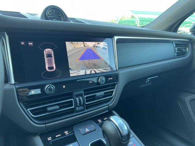 PORSCHE Macan Macan 2.0