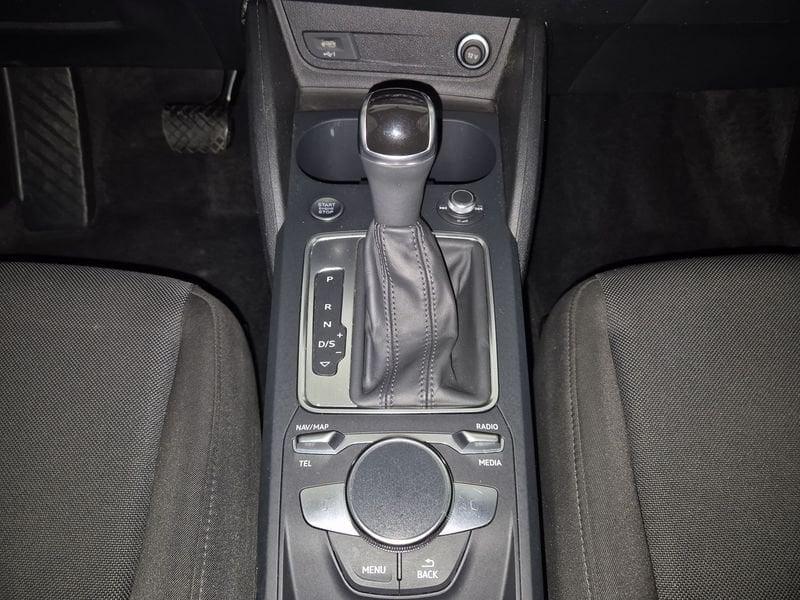 Audi Q2 I 2021 35 2.0 tdi Business quattro s-tronic