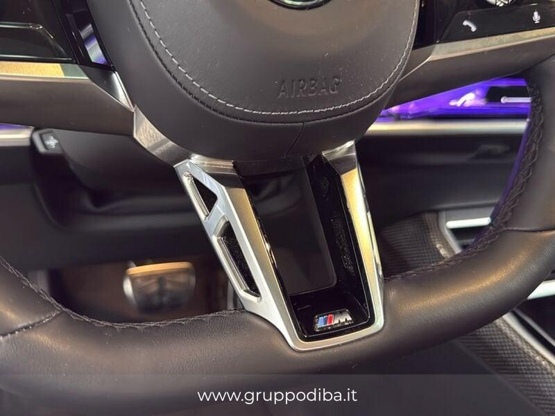 BMW Serie 7 G70 2022 740d mhev xdrive MSport Pro auto