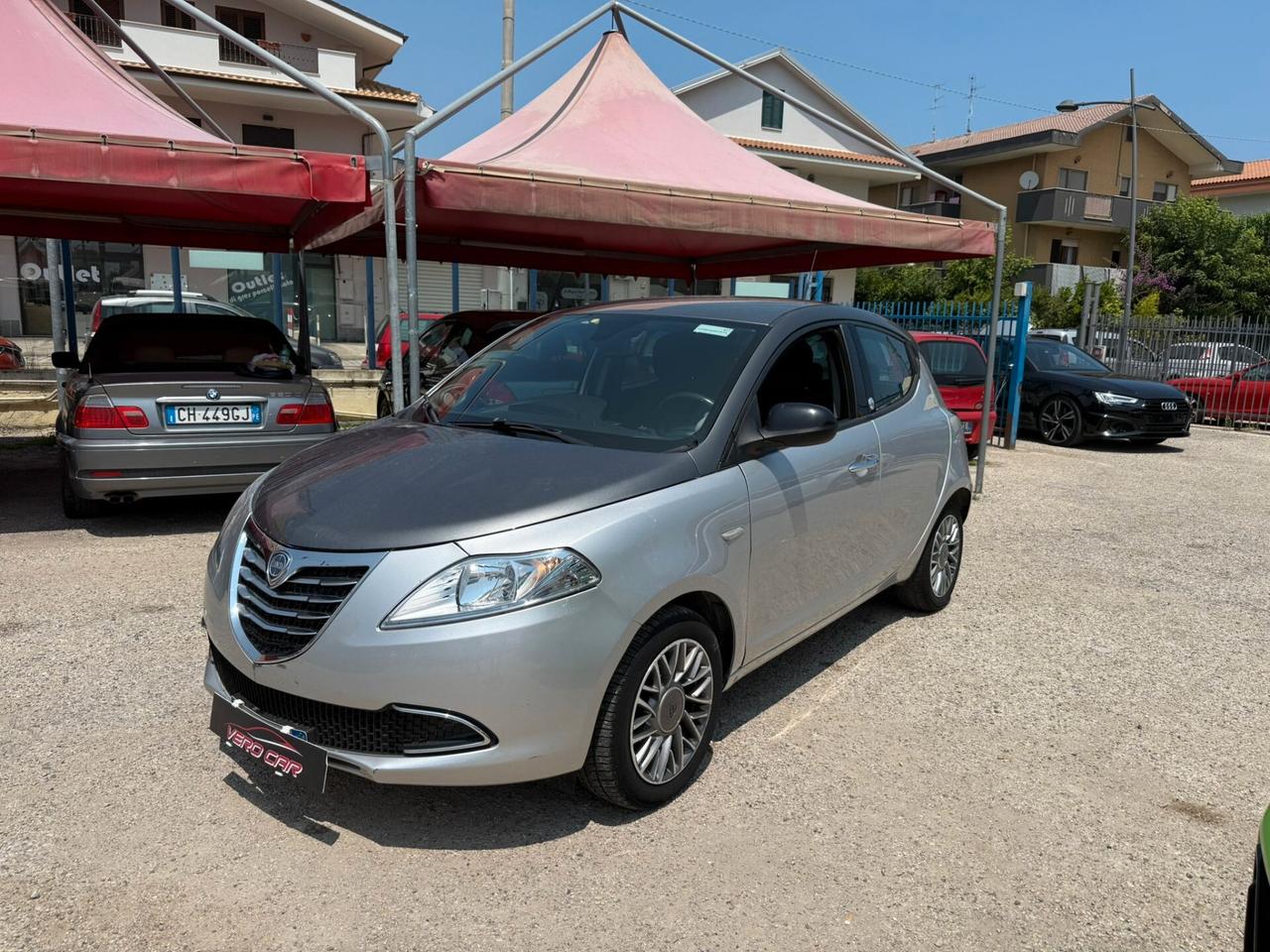 Lancia Ypsilon 1.2 69 CV 5 porte GPL Ecochic Silver