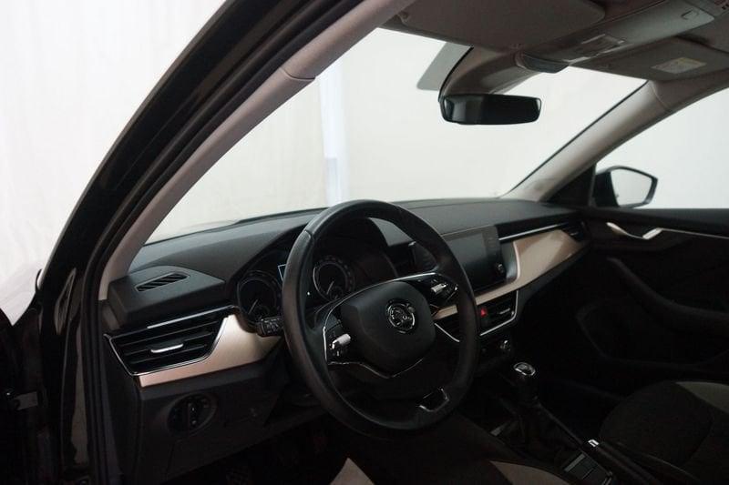 Škoda Kamiq 1.5 TSI 110cv BLACK DOTS