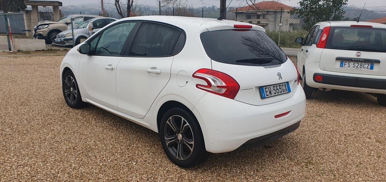 Peugeot 208 PureTech 82 5 porte Active