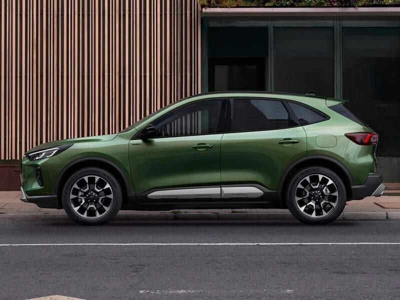 Ford Kuga 2.5 Full Hybrid 180 CV CVT 2WD Titanium