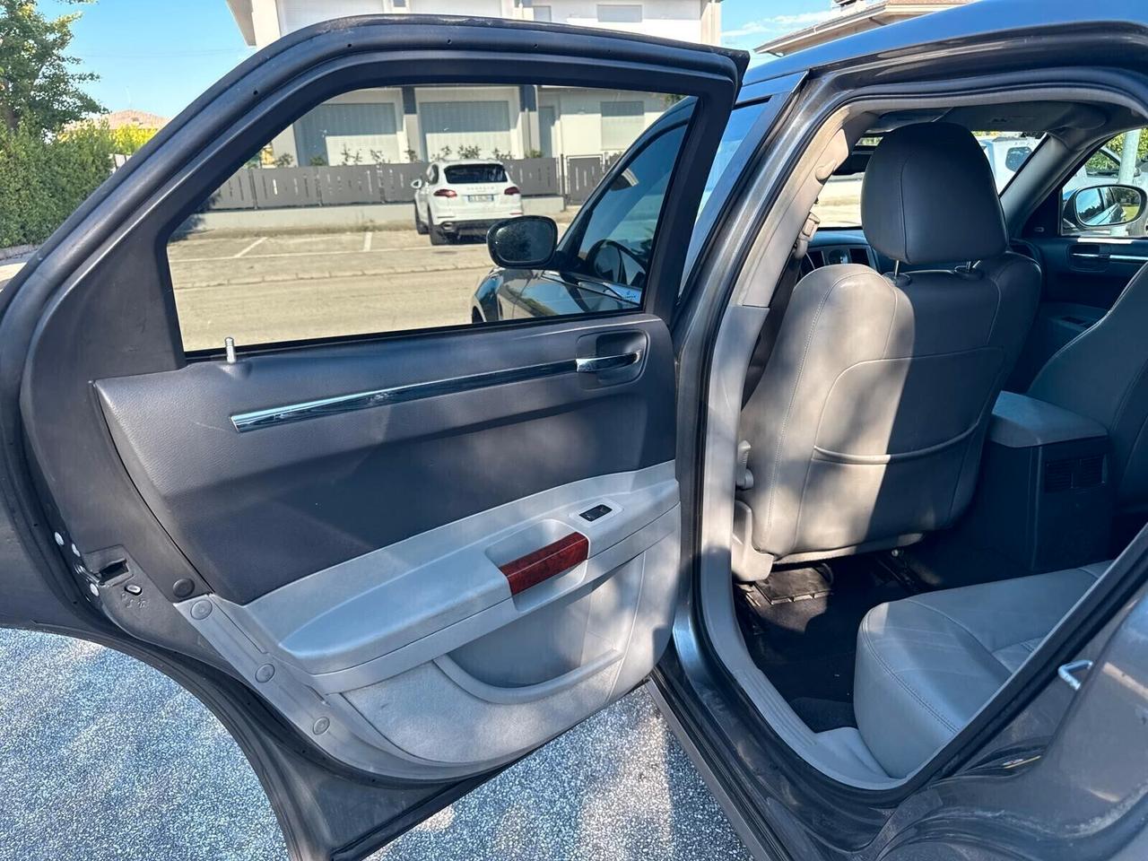 Chrysler 300C 3.0 V6 CRD cat DPF Touring