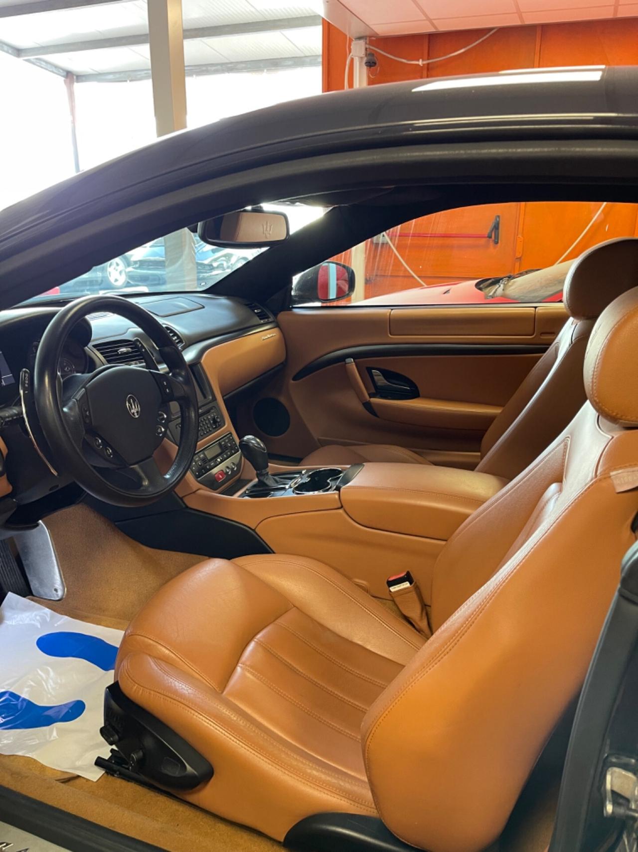 Maserati GranTurismo 4.2 V8 PERMUTE