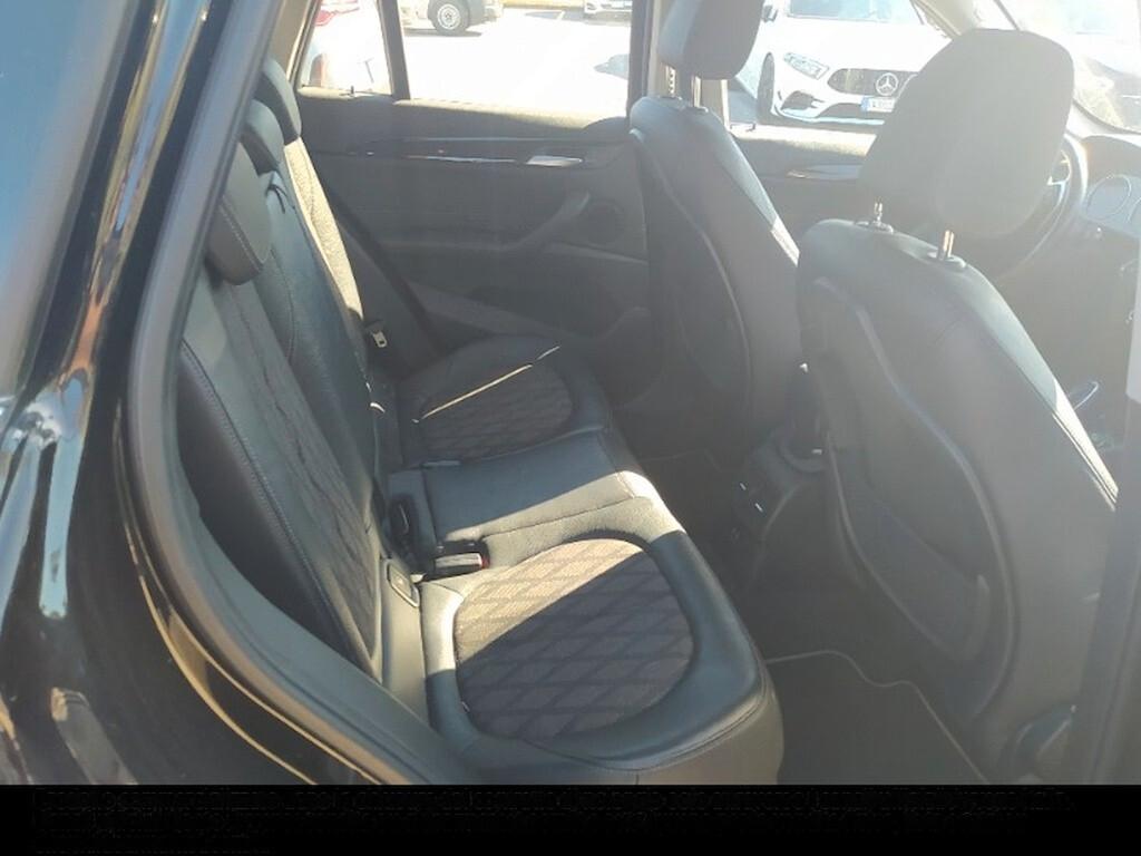 BMW X1 16D 115CV STEPTRONIC S-DRIVE XLINE PLUS ( FARI LED - PELLE - AMBIENT LIGHTS - CAR PLAY - CRUISE - NAVI - PARK ASSISTANT - TELECAMERA POST. - CERCHI 18 )