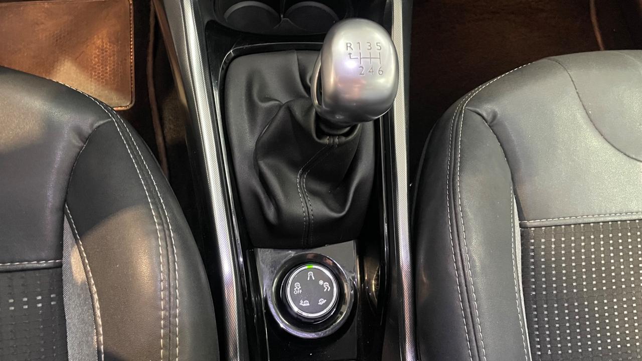 Peugeot 2008 1.6 e-HDi 115 CV Stop&Start Allure